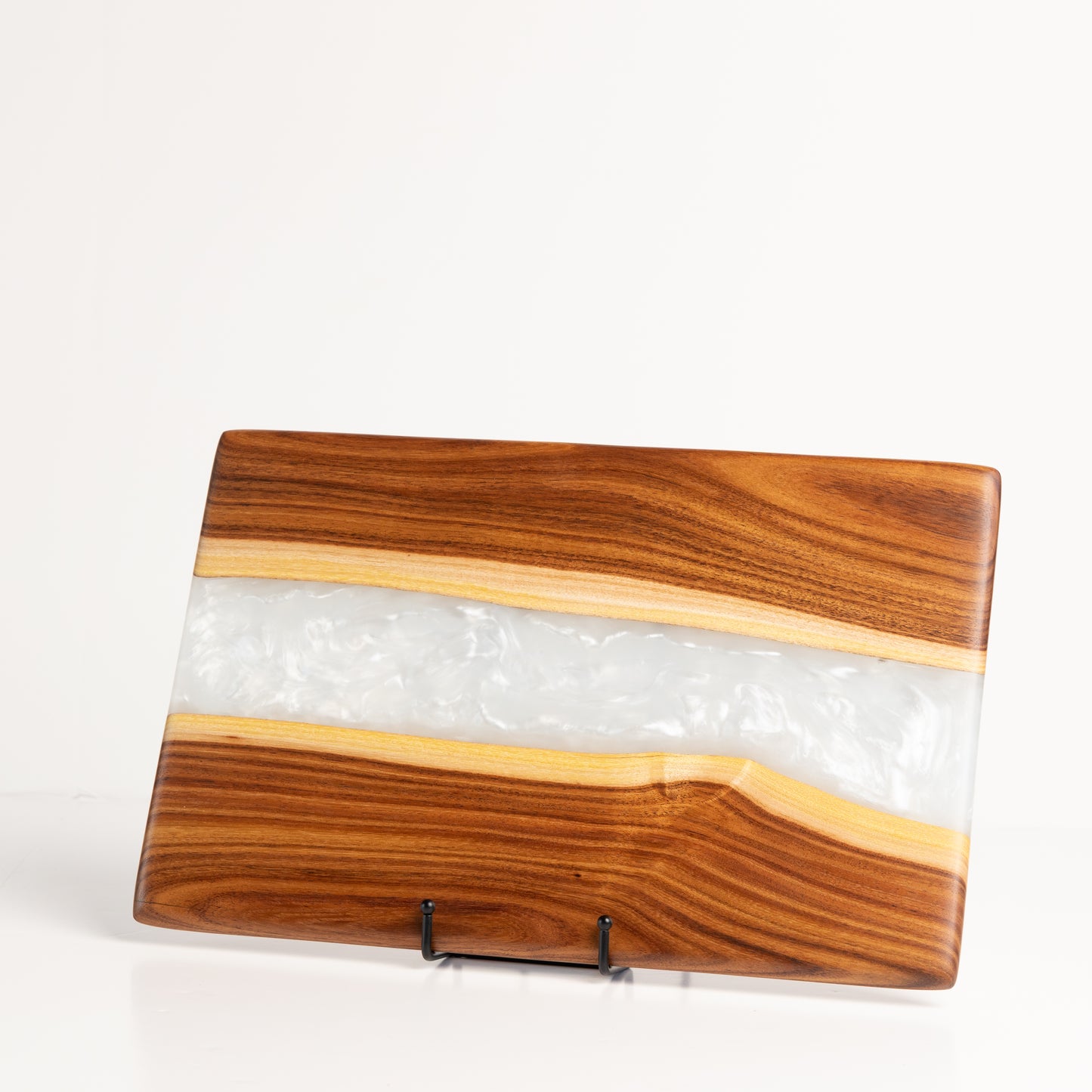 Willow Acacia Charcuterie Board - Ice White