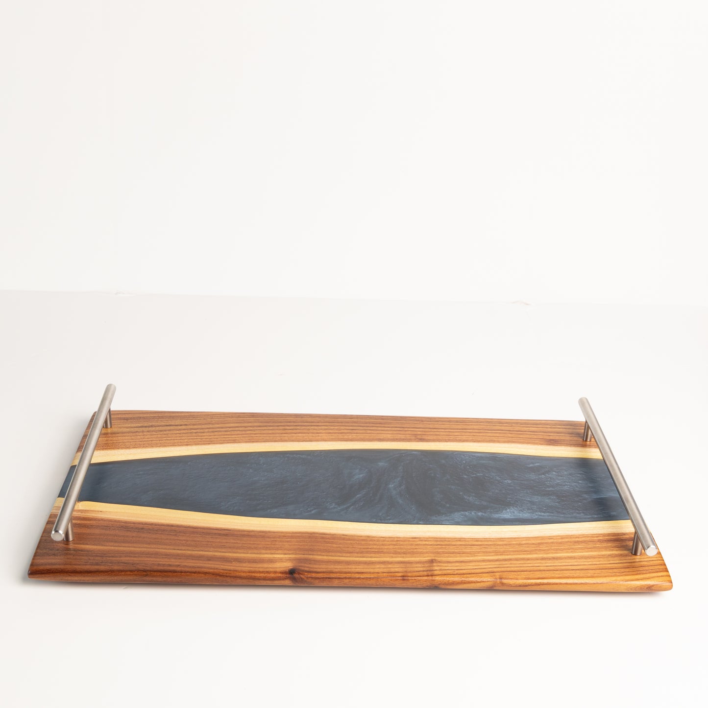 Willow Acacia Charcuterie Board - Royal Blue