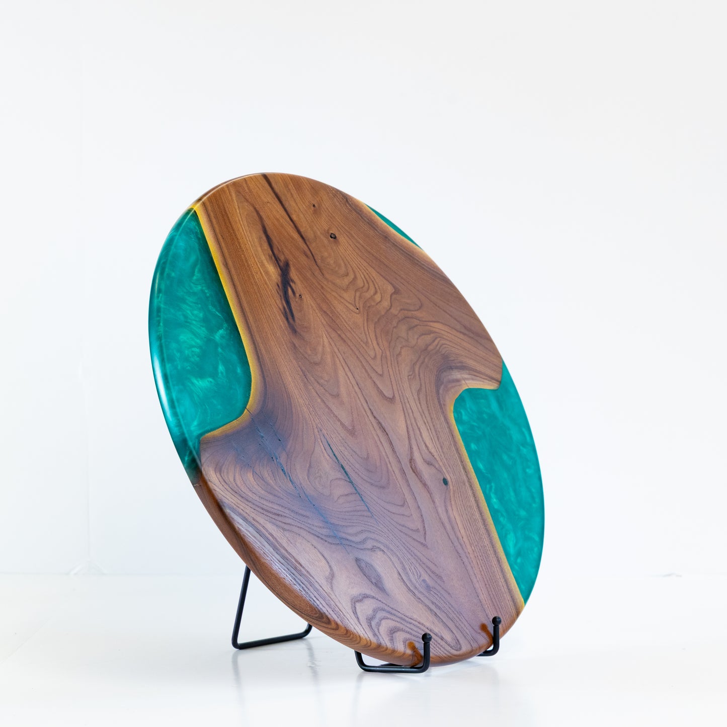 Round Chinese Elm Charcuterie Board - Forest Green